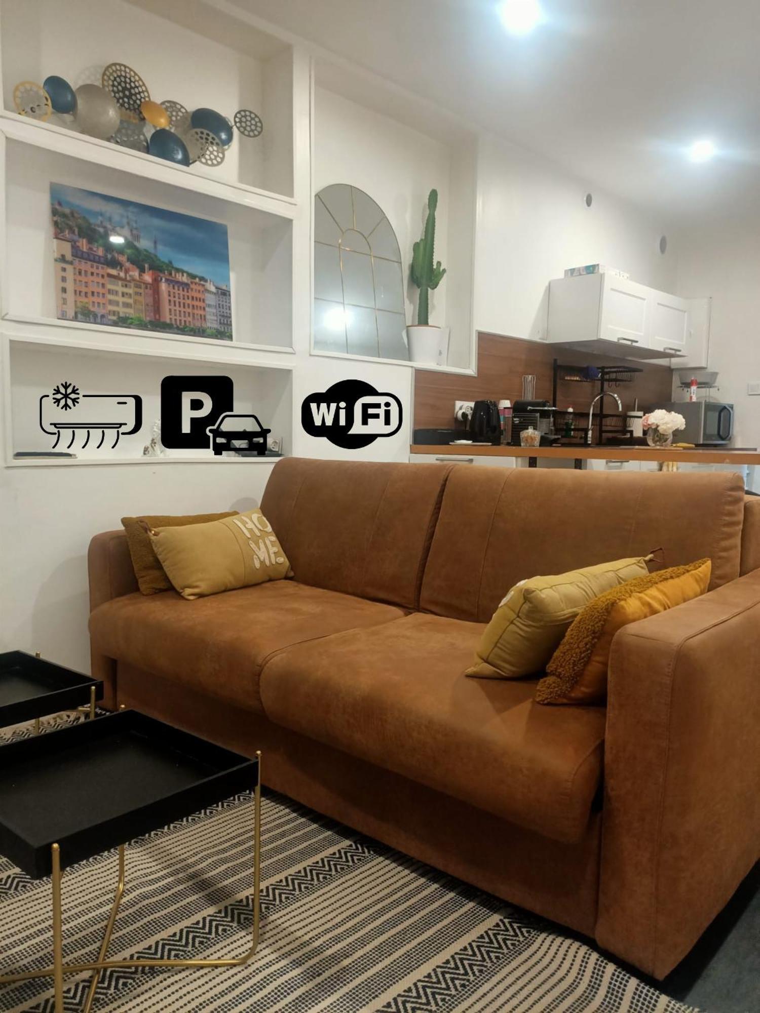 Le Petit Cocon - Parking Prive - Lyon Sud Apartment Venissieux Ngoại thất bức ảnh