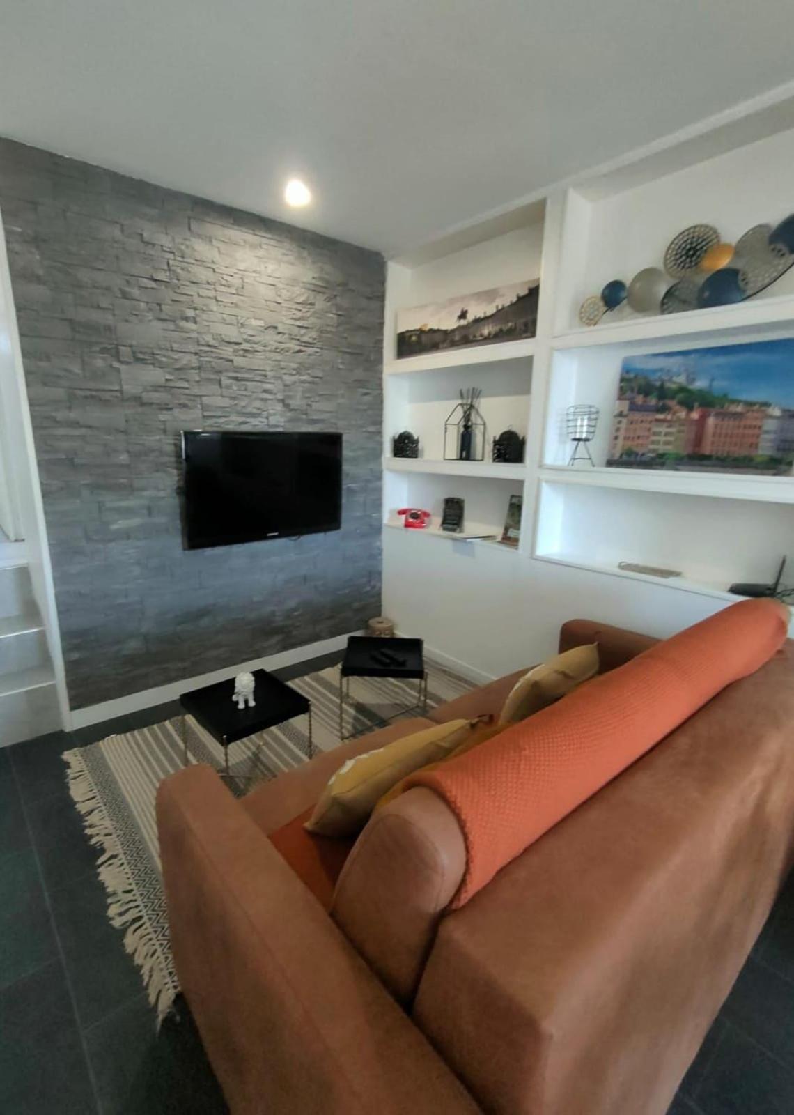 Le Petit Cocon - Parking Prive - Lyon Sud Apartment Venissieux Ngoại thất bức ảnh